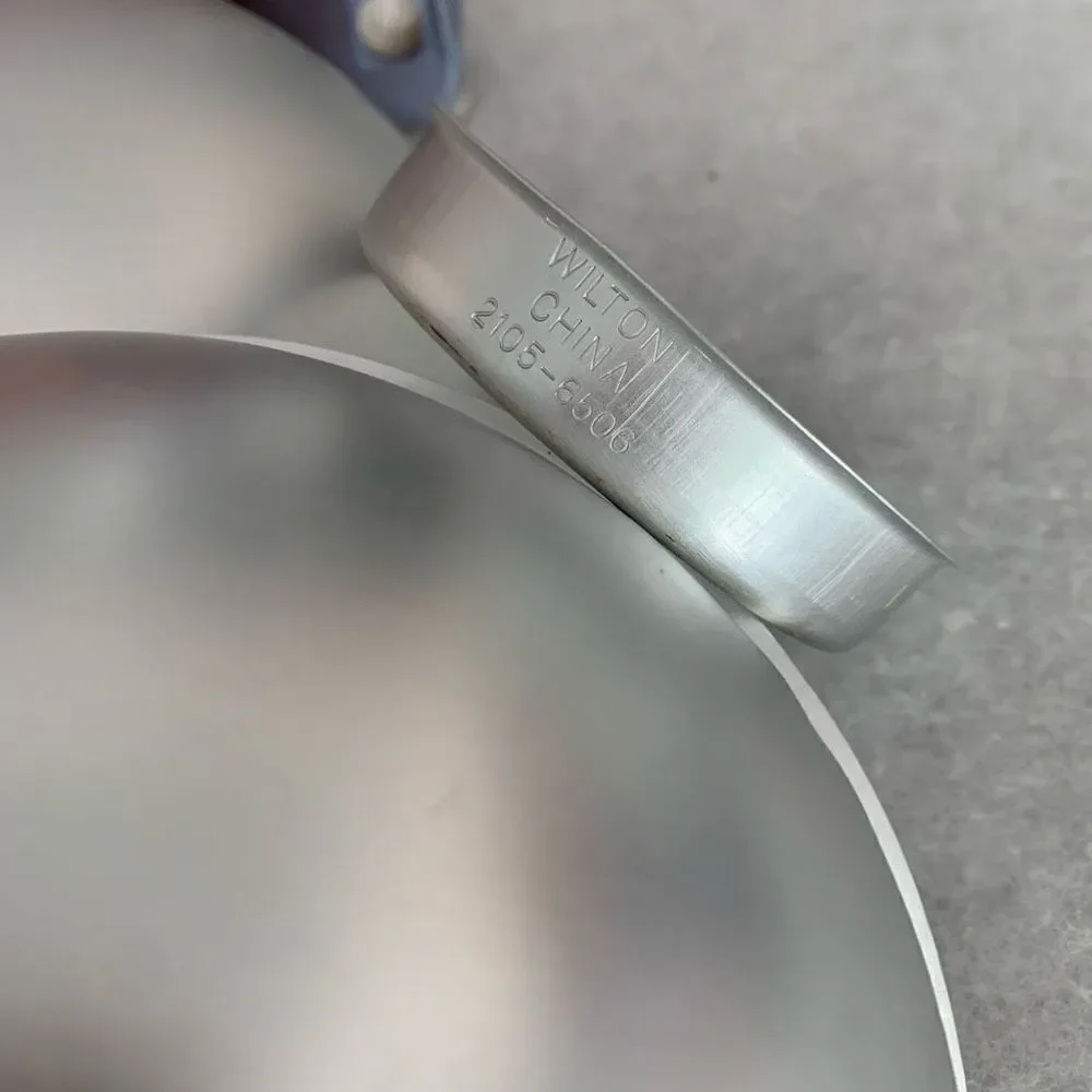 Wilton 3D Sports Ball Pan 2105-6506 With Instructions